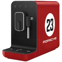 Smeg Porsche Limited Edition kaffemaskin 1,4 liter, Salzburg iröd färg.